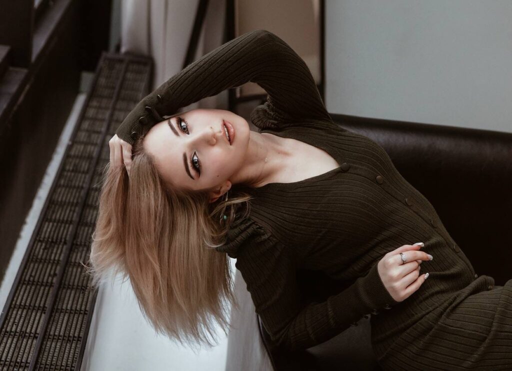 Лучшие эскорт услуги от Ми escort-moscow.pro